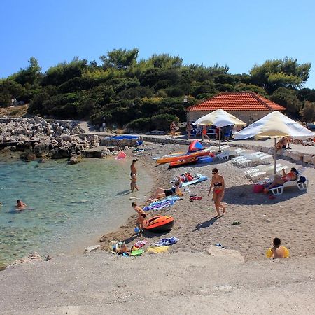 Apartments By The Sea Prizba, Korcula - 9255 Екстериор снимка