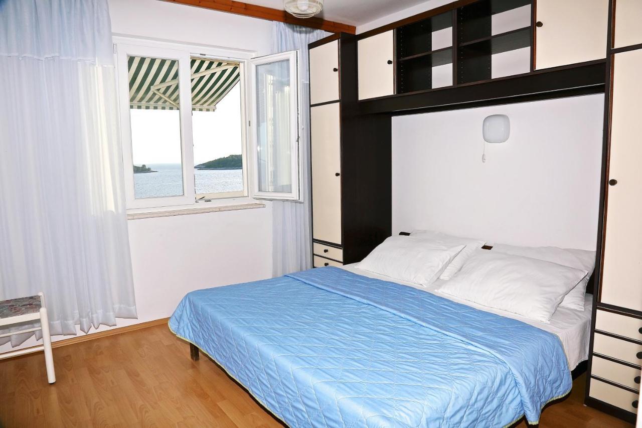 Apartments By The Sea Prizba, Korcula - 9255 Екстериор снимка
