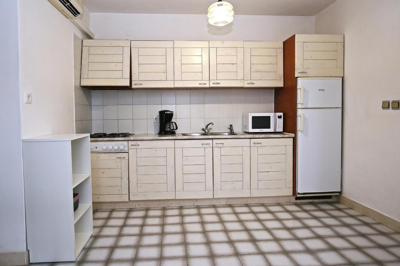 Apartments By The Sea Prizba, Korcula - 9255 Екстериор снимка